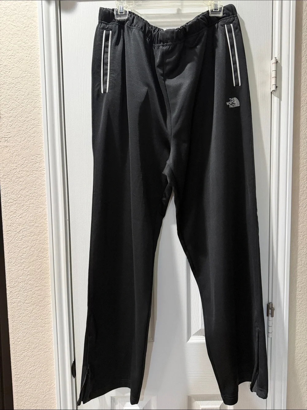 The North Face Black Men’s Zip-Hem Joggers with White Trim